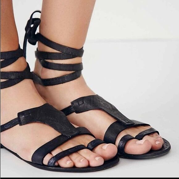 Free People Lace Up Gladiator Leather Sandals Black Size 38 - Picture 2 of 13